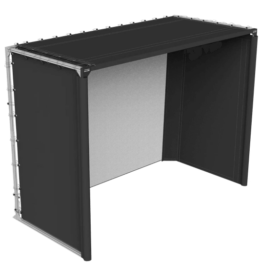 Choosing Between a Freestanding vs Retractable Golf Studio